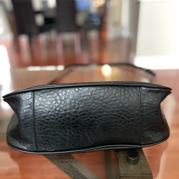 Louenhide Remi Shoulder bag in BLACK - Picture 7 of 12